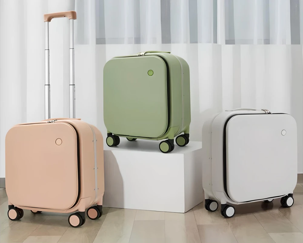 cute hardshell suitcase